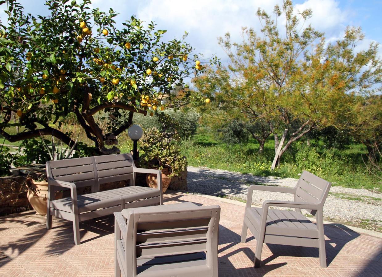 Tenuta Piana1 Con Accesso Diretto Al Mare Caronia Marina Exterior foto